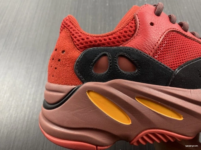 HQ6979 Adidas Boost Yeezy 700 Hi-Res Red 0911